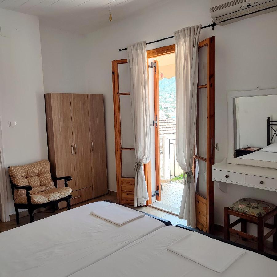 Maroudas Stavros Apartments Vathí - Ítaca Exterior foto